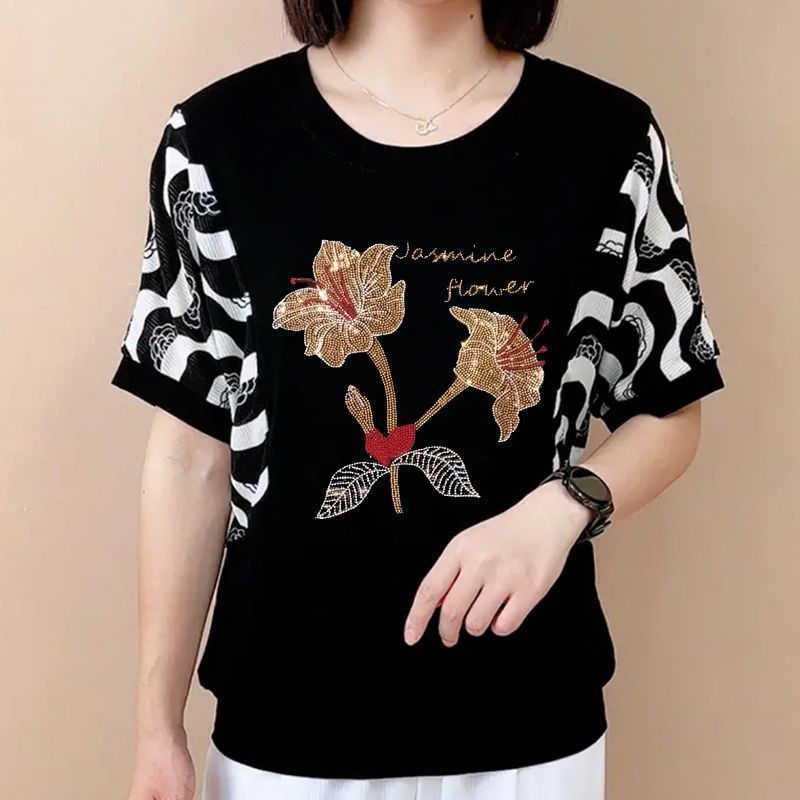 Summer Clothing For 60 Year Old Woman - T-shirt da donna girocollo a righe