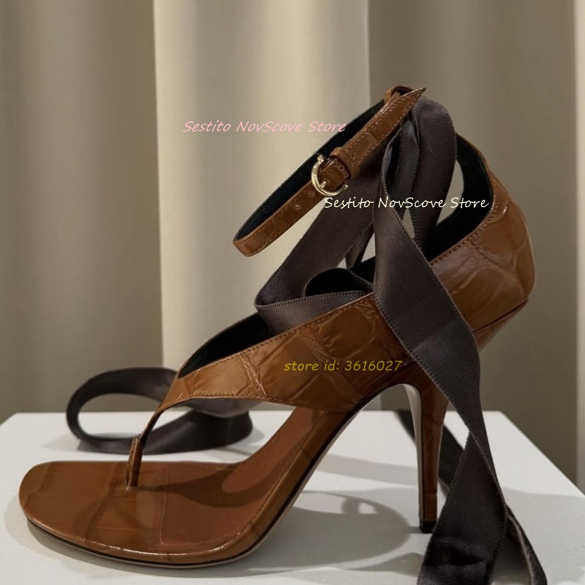 Sandali stringati con punta ap - Summer Clothing Collection recensione e prezzo